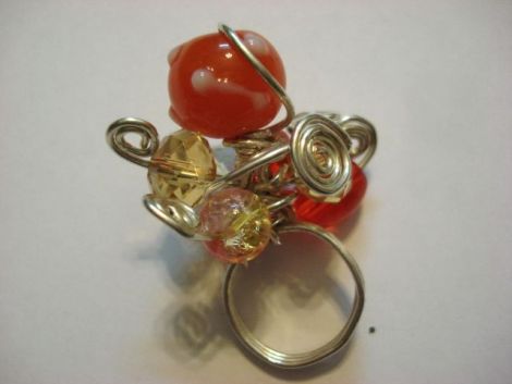 Inel cu margele de cristal