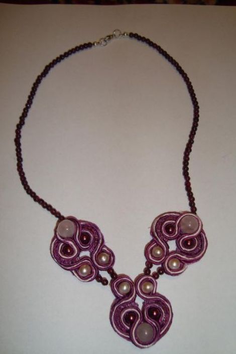 Colier soutache
