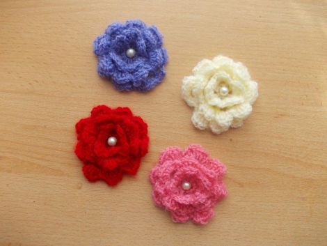 Brosa floricele vesele