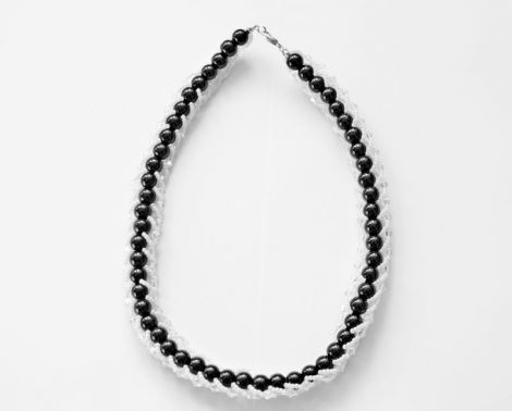 Colier din margele handmade