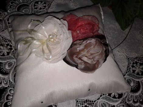 Pernuta vintage pentru verighete P01