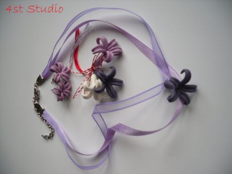 Set martisor din zambile mov.
