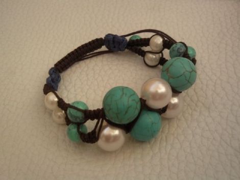 Bratara unicat cu nod shamballa