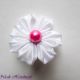 Brosa Puritate - floare textila kanzashi