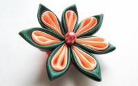 Brosa Sansa  - floare textila kanzashi