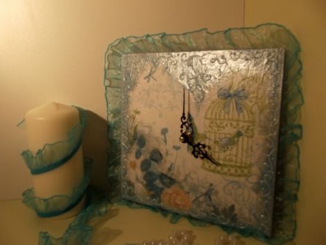 Ceas Blue Bird