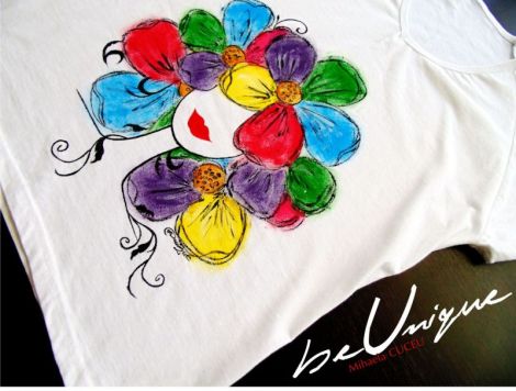 Tricou PICTAT MANUAL - ACCESORIZAT - FLOWER POWER
