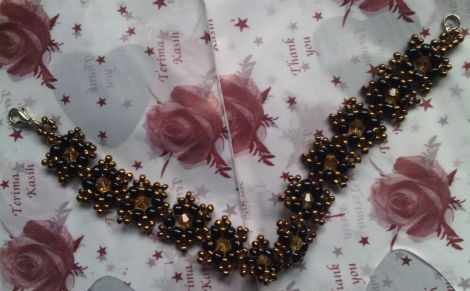 bratara vintage flowers