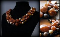 Colier Brown Stones