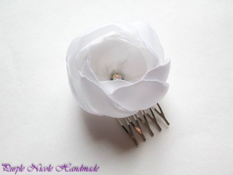 Floare mireasa Peony - pieptene saten alb