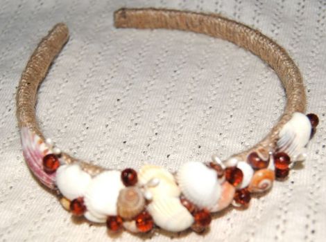Coroni handmade cu scoici 