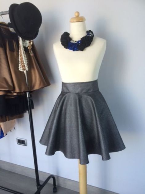 fusta retro chic argintie