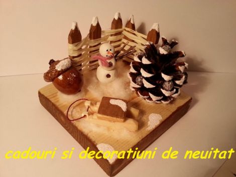 Decoratiune din lemn