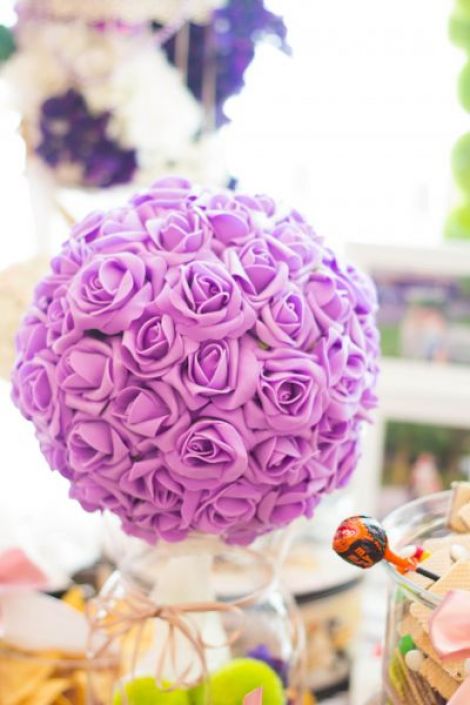 Sfera de trandafiri artificiali D-24cm