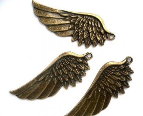 PANDANTIV BRONZ ARIPA 57MM