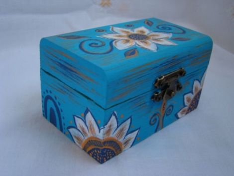 Cutiuta bleu