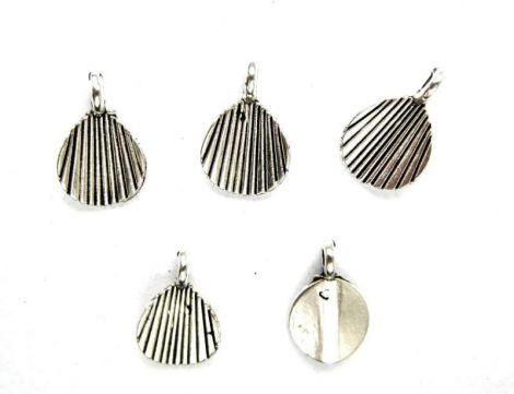 CHARM ARGINTIU EVANTAI 17MM
