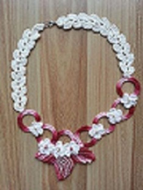 colier floral