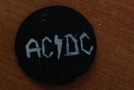 Pandantiv ACDC