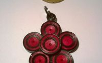 Pandantiv quilling rosu si negru
