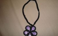 Colier negru cu mov