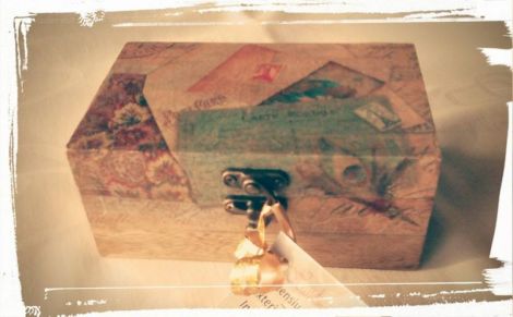 Cutie lemn vintage