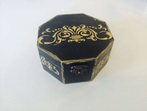 Cufar de bijuterii octogonala