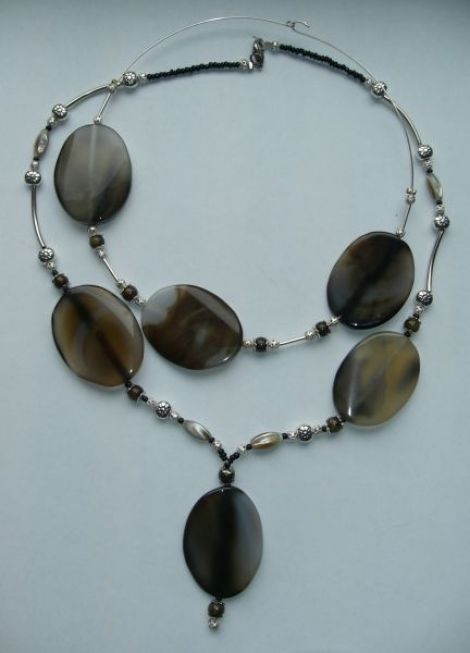 coliere agate dungate mari si bronzit