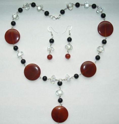 Set banuti carneol sticla triunghiulara si neagra