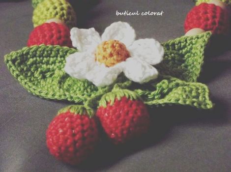 Colier Strawberry
