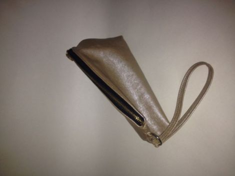 Clutch din piele
