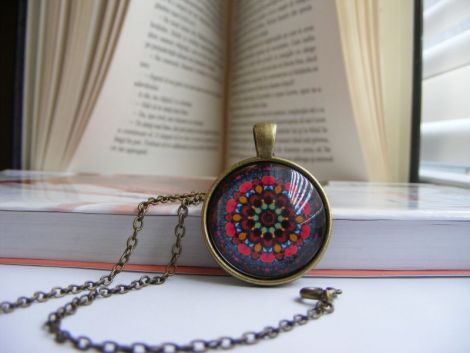 Pandantiv mandala floare talisman handmade Qz3