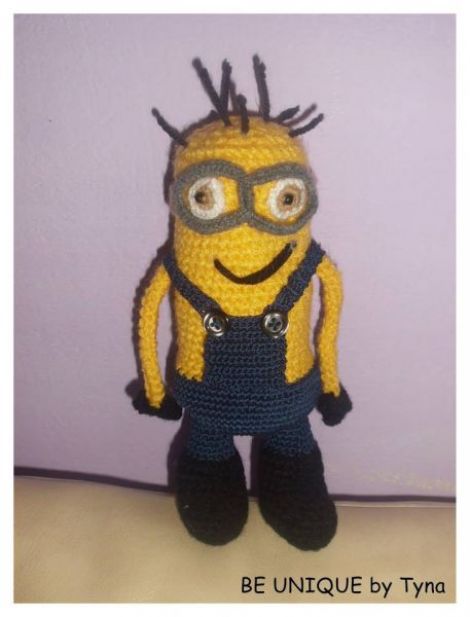 Minion crosetat
