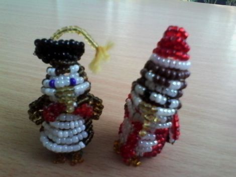 pinguinul de craciun si pinguinul absolvent