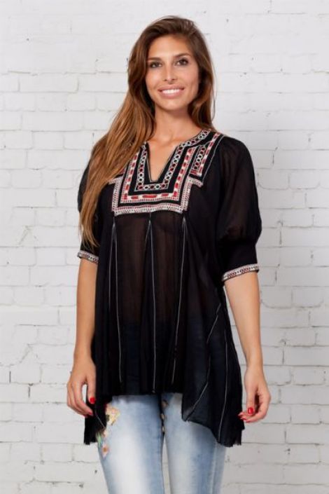  Tunica neagra bumbac cu accente rustice 