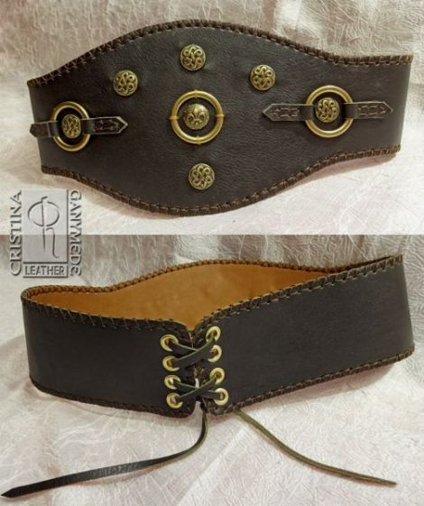 CUREA CU ACCESORII METALICE