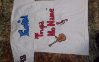 Tricou pictat manual