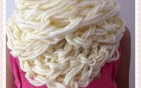 Fular guler crochetat