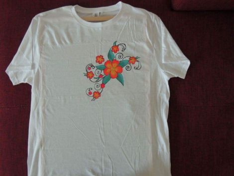 Tricou pictat