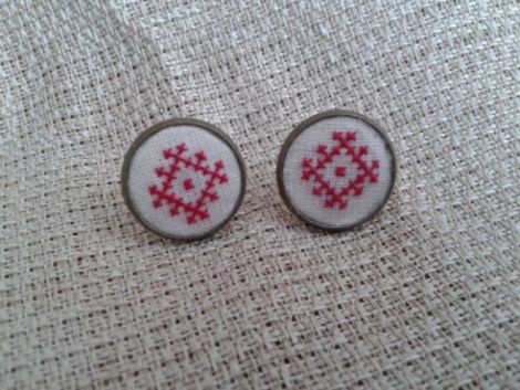 Cercei cu broderie - Bijuterii brodate