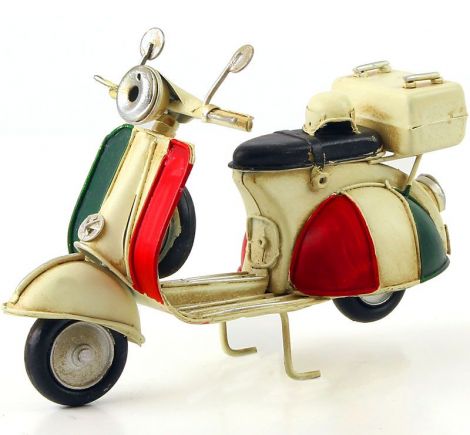 MODEL SCUTER ITALIAN