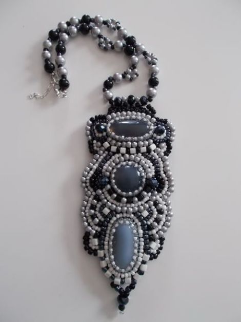 Colier agate gri