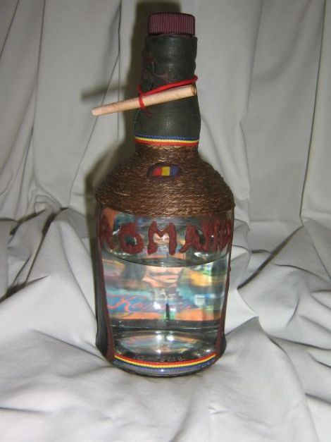 sticla personalizata tuica
