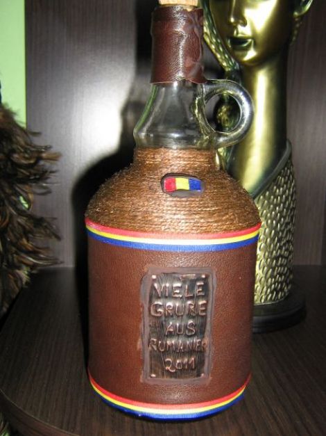 sticla personalizata tuica