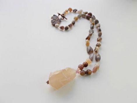 Colier agate