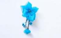 Brosa cu pandativ "Turquoise Camomile"