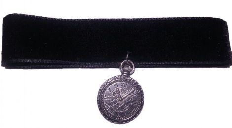 Choker In Time Black