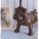 LAMPA DE MASA CU UN BULDOG 