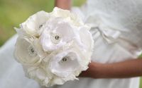  Buchet de mireasa cu anemone 