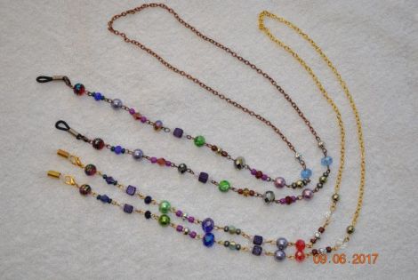 Lantisor handmade pentru ochelari